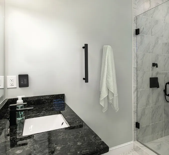 Amba - Modello i Collection - Model i59 Round Towel Warmer