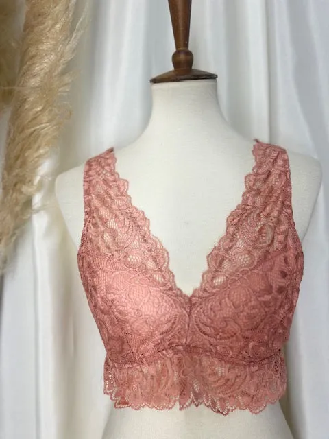 Lacey Peach Bralettea