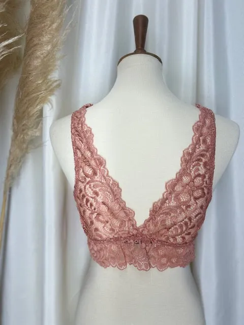 Lacey Peach Bralettea