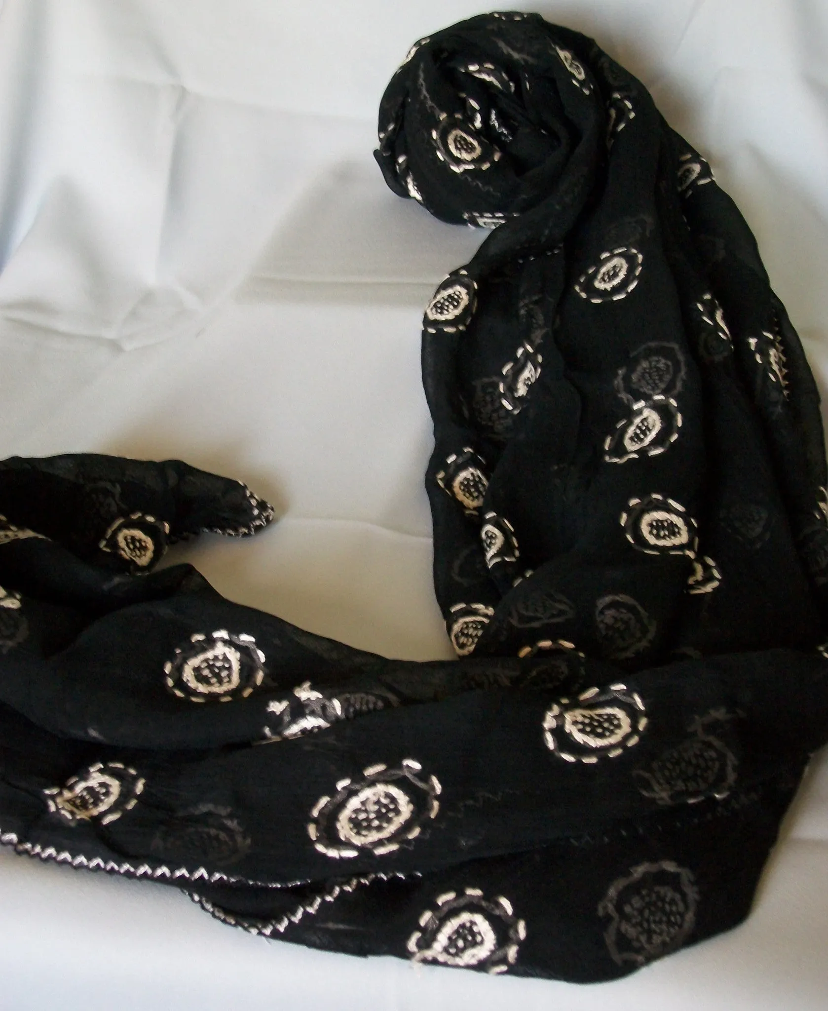 Scarf 1012 Black Georgette Phulkari Dupatta Chunni Shawl Wrap Shieno Sarees